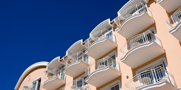Trabajos Verticales en Fachadas de Edificios / Viviendas Ciutat Vella · Rehabilitación de Fachadas